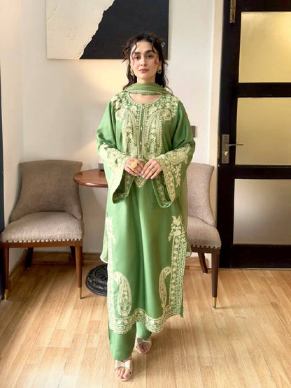 Ladyvastara Modern Ethnic Wear Organza Suit Set for Women