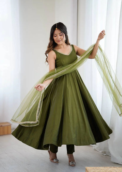 LadyVastara Premium Chanderi RomanSilk Anarkali with Soft Net Dupatta & Fancy Lace Work