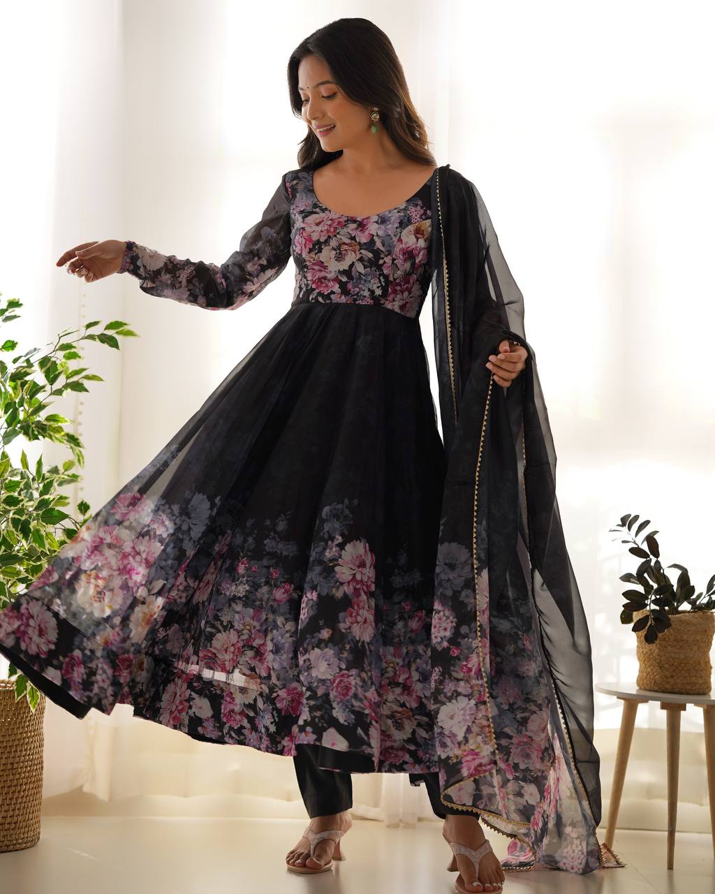 LadyVastara Pure Soft Organza Silk Fully Flared Kali Cut Anarkali Suit Set with Dupatta & Pant