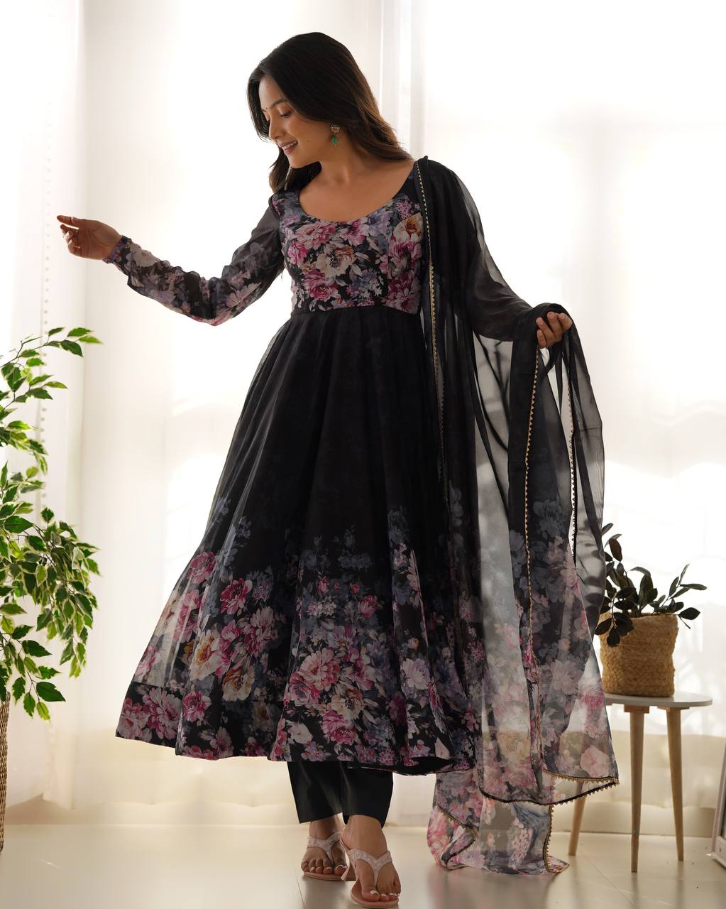 LadyVastara Pure Soft Organza Silk Fully Flared Kali Cut Anarkali Suit Set with Dupatta & Pant