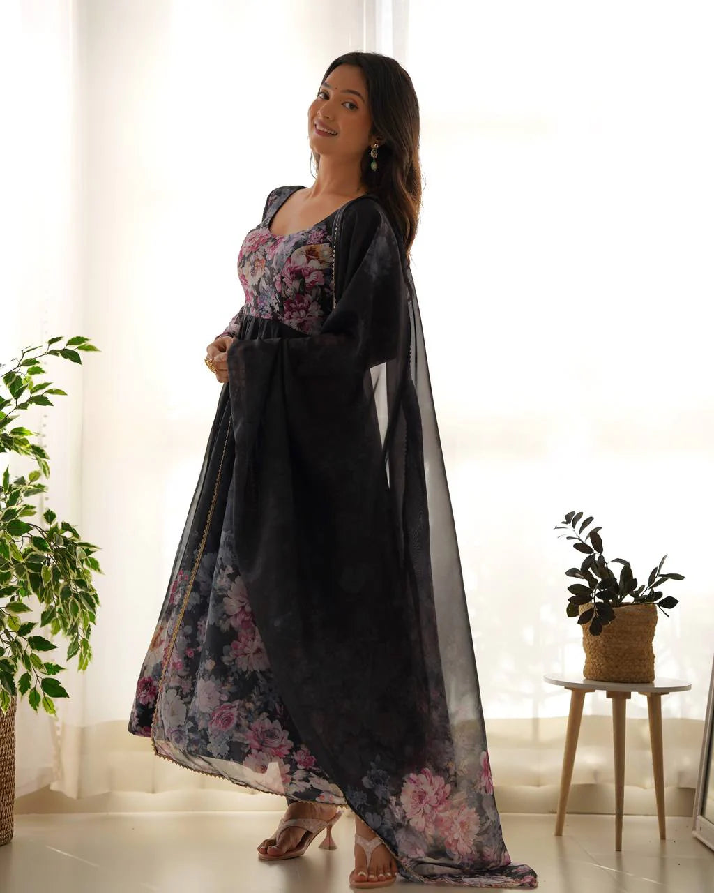 LadyVastara Pure Soft Organza Silk Fully Flared Kali Cut Anarkali Suit Set with Dupatta & Pant