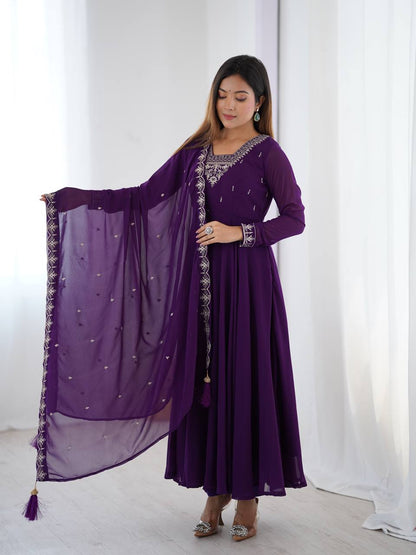 LadyVastara Heavy Embroidered Anarkali Suit with 6.5m Grand Flair & Zari Work