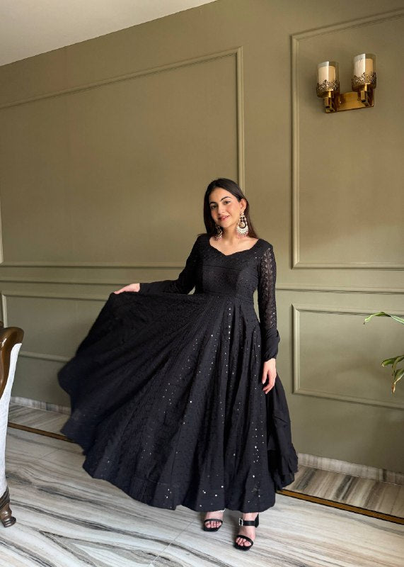 LadyVastara Heavy Fox Georgette Lucknowi Embroidered Anarkali Suit Set with Ruffle Dupatta