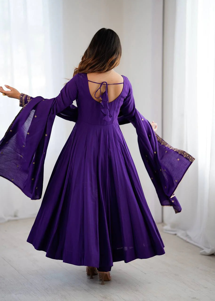 LadyVastara Premium Traditional Anarkali Dress Set with Chanderi Silk Dupatta