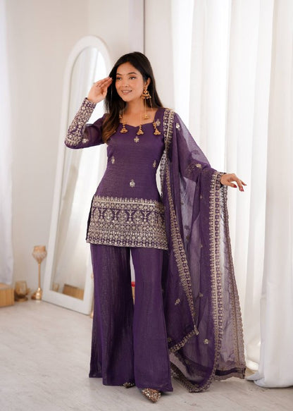 LadyVastara Elegant Crunchy Silk Kurta Set With Bell Bottom & Embroidery Dupatta