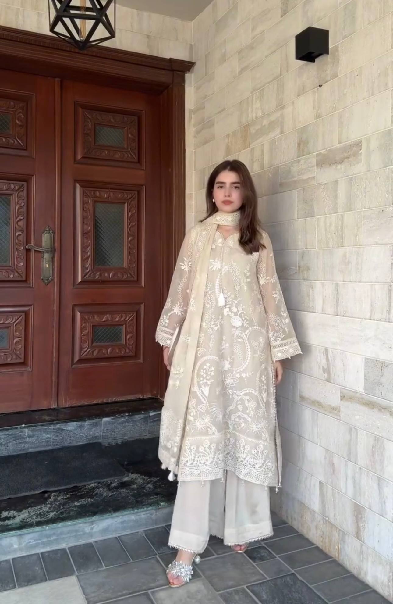 Lady Vastara Designer Georgette Suit Perfect for Every Occasion
