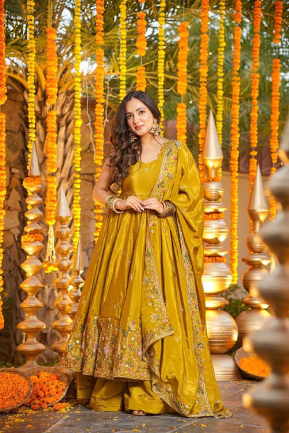 LadyVastara Royal Look Natural Crepe Silk Anarkali Suit