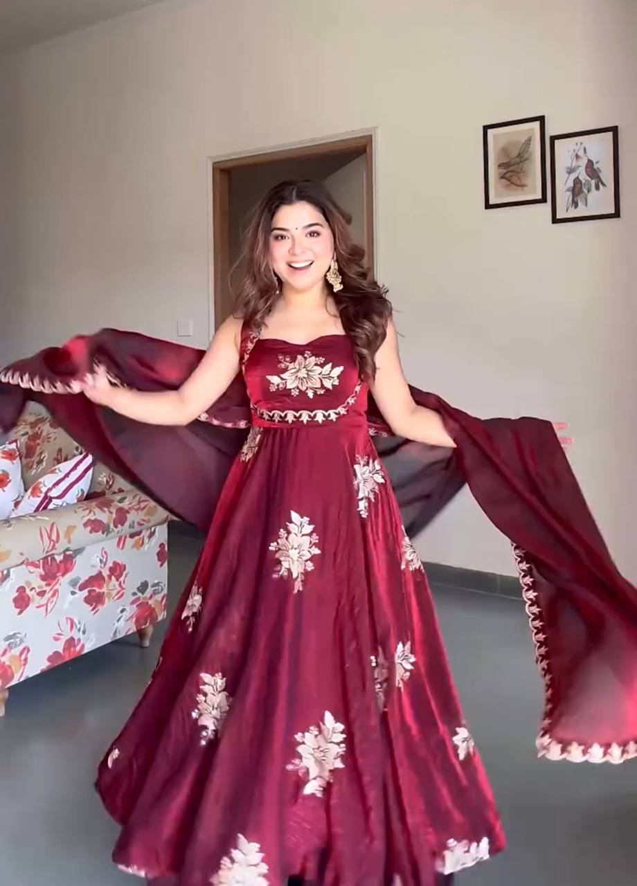 LadyVastara Festive Special Embroidered Anarkali Suit