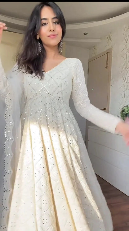 Lady Vastara Aniska Lakhnavi Embroidered Work Anarkali Suit Set