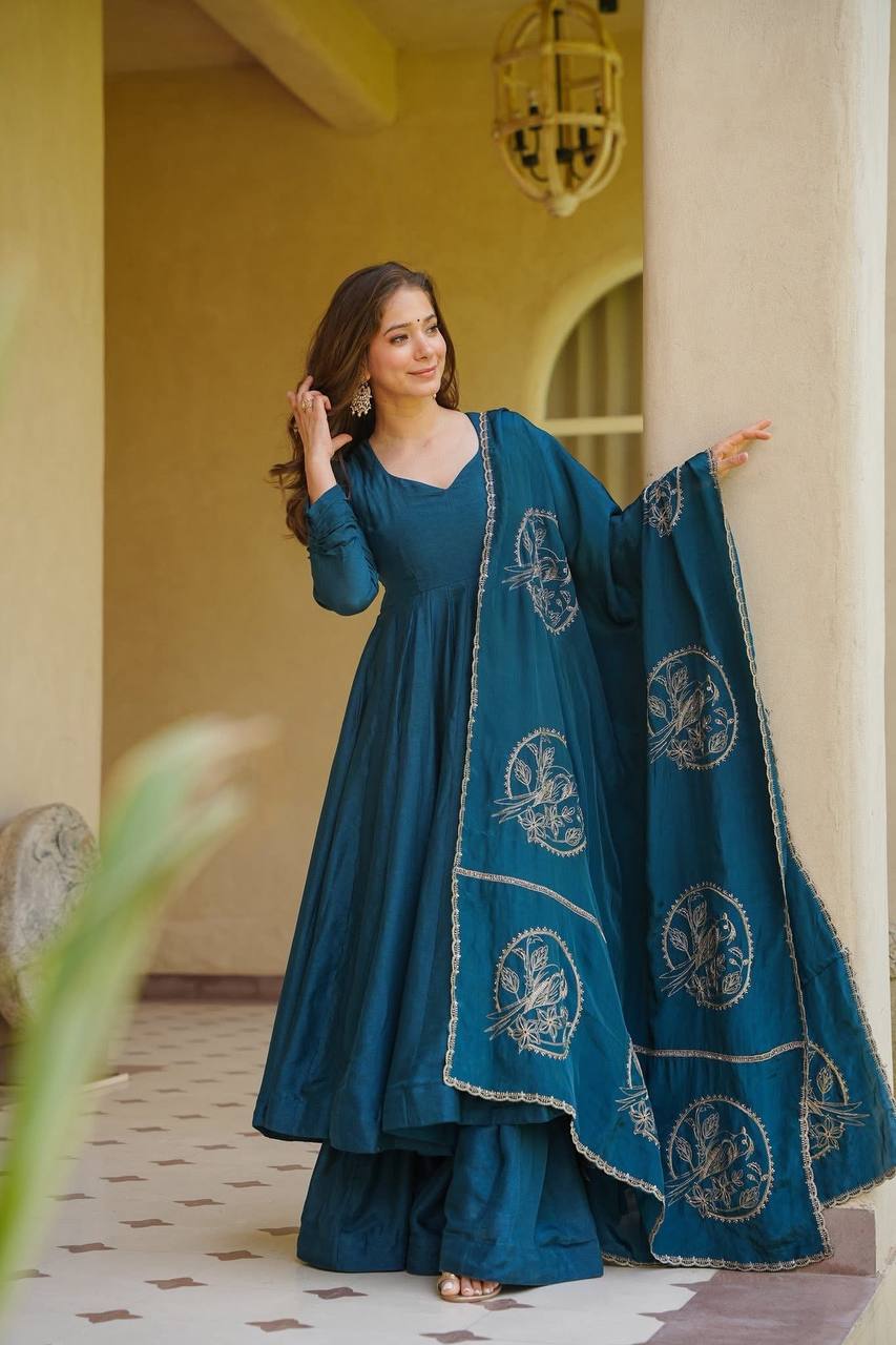 LadyVastara Premium Heavy Vichitra Silk Anarkali Suit Set