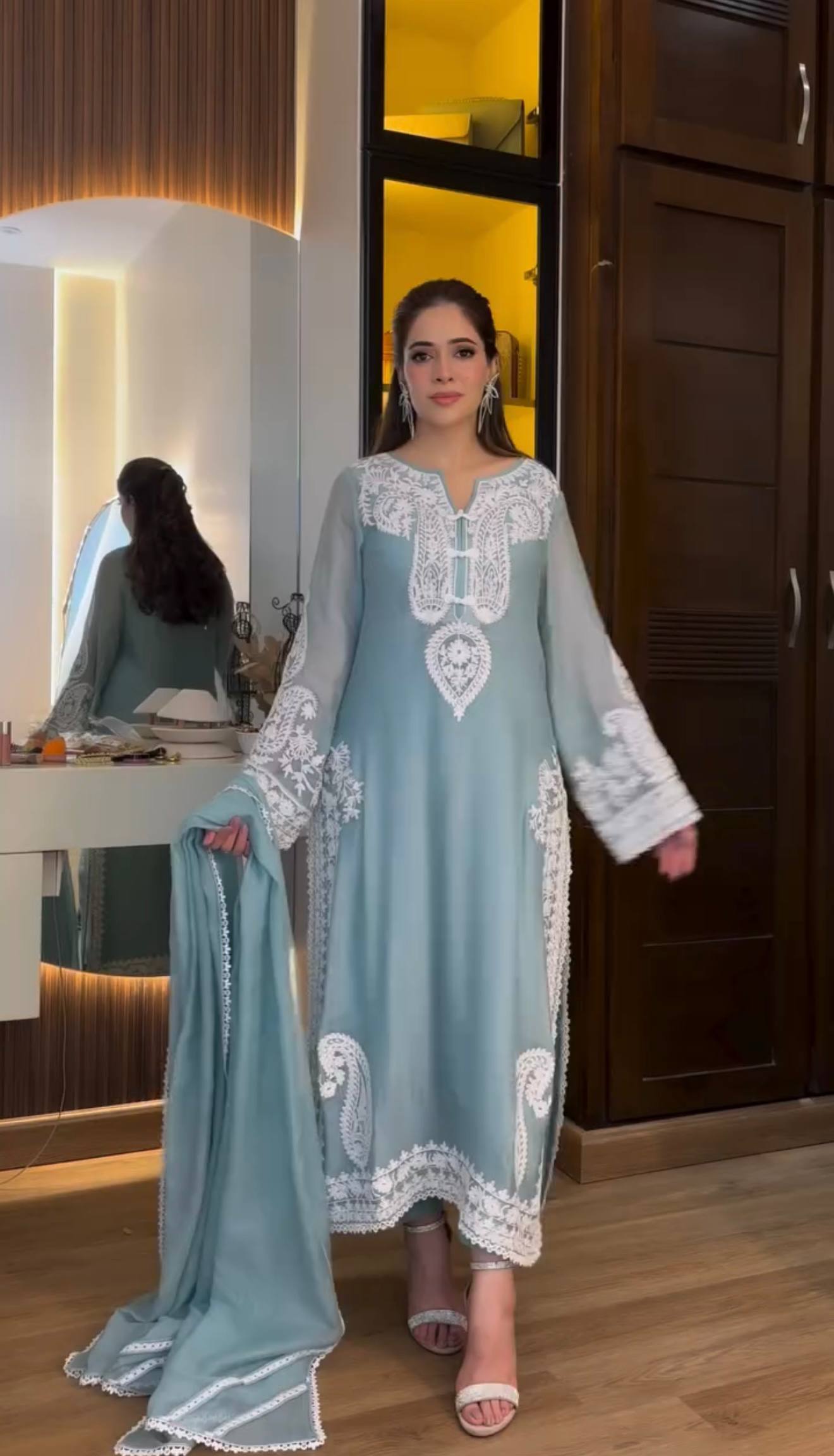 Ladyvastara Modern Ethnic Wear Organza Suit Set for Women