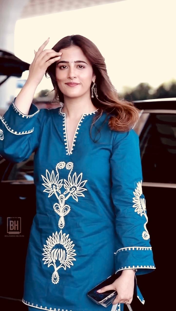 LadyVastara Classic Embroidered Rayon Kurti Set for Women
