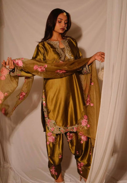 Ladyvastara Heavy Japan Satin Kurti Set with Farshi Salwar & Organza Dupatta