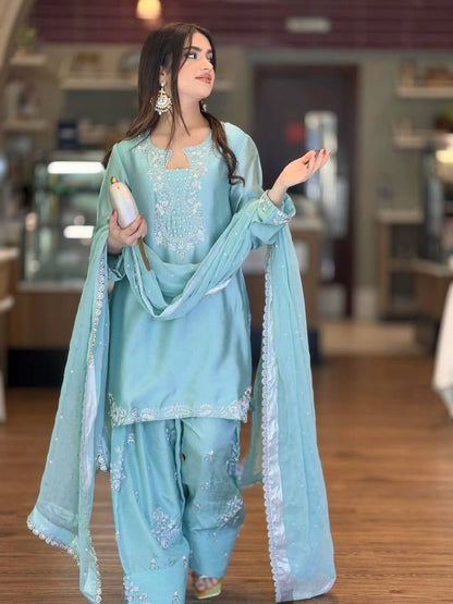 Lady Vastara Premium Silk Suit That Turns Heads