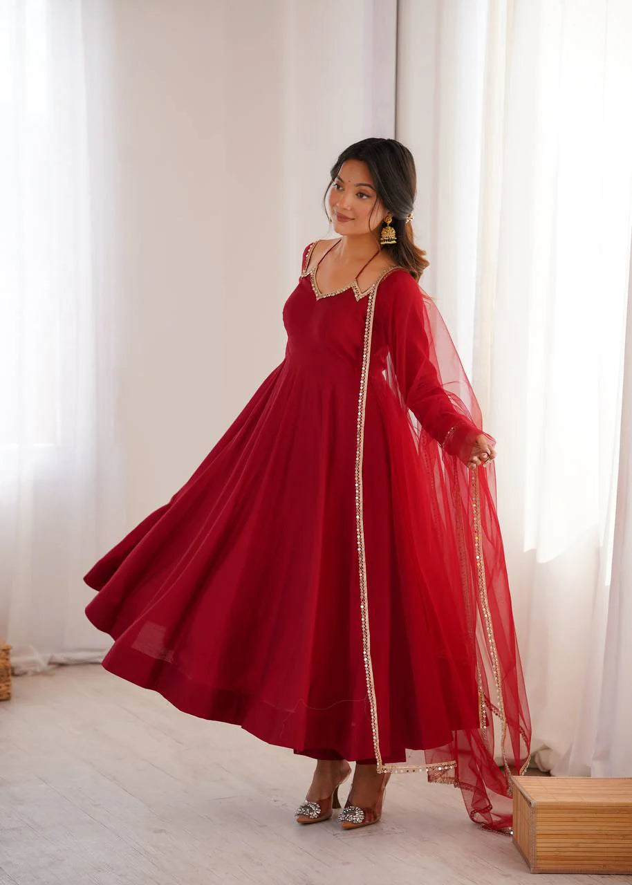 LadyVastara Designer Lace Work Anarkali Gown with Net Dupatta