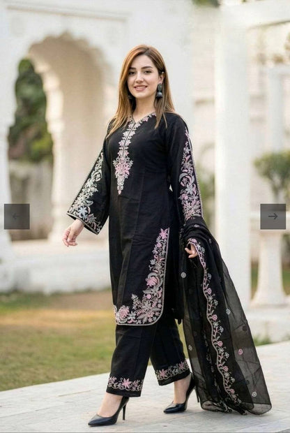 LadyVastara New Arrival Designer Silk Outfit