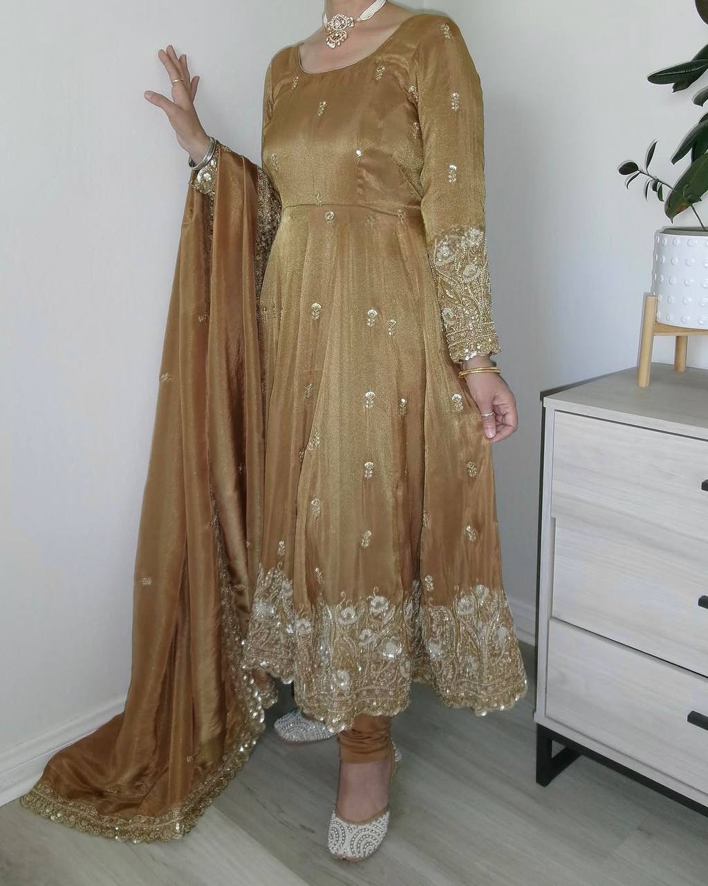 LadyVastara Stylish Anarkali Suit with Heavy Dupatta – Premium Collection