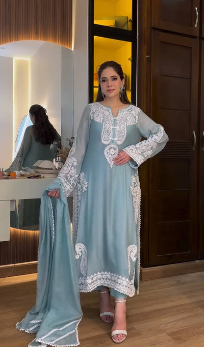 Ladyvastara Modern Ethnic Wear Organza Suit Set for Women