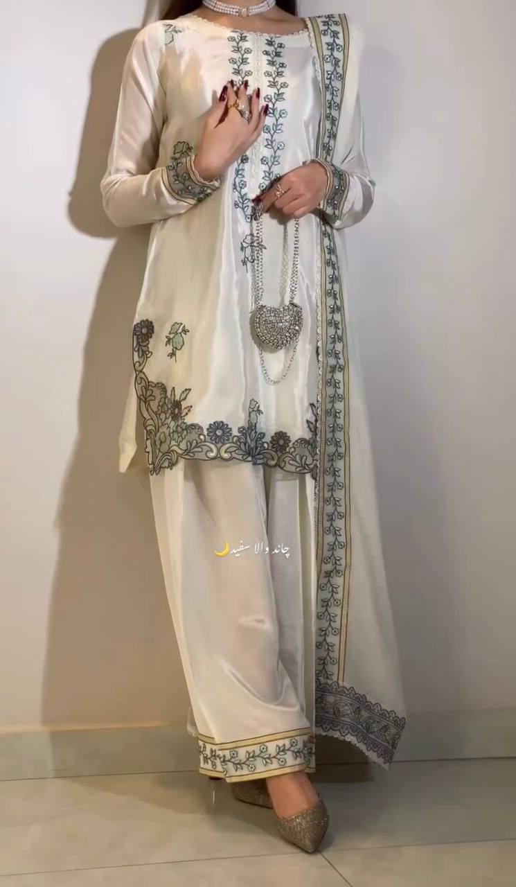 LadyVastara Luxury Look Farshi Salwar Set for Women