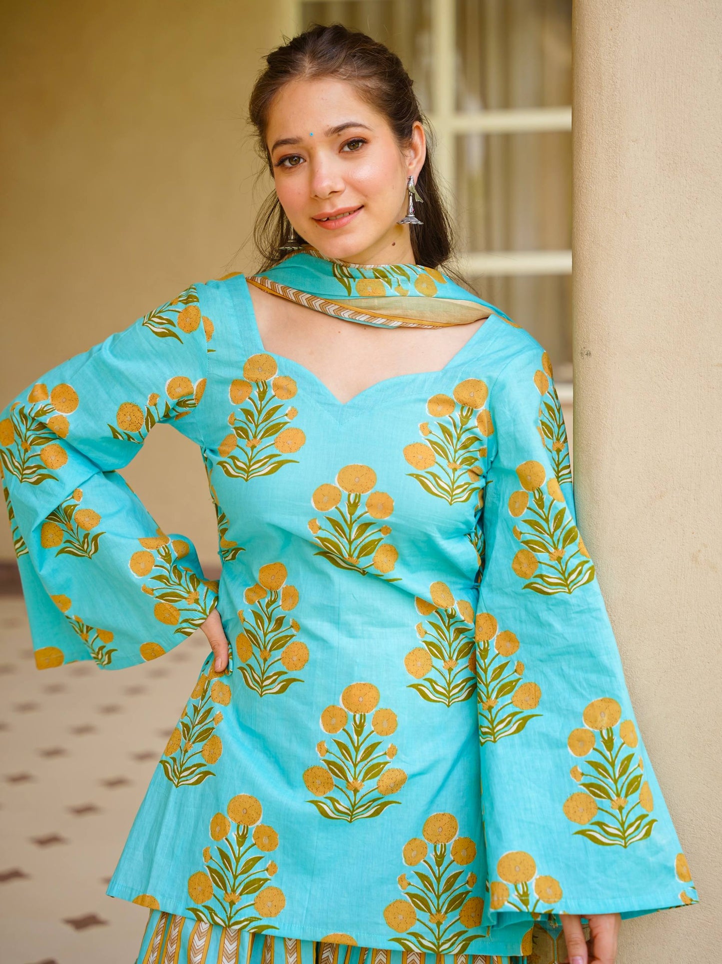 LadyVastara Designer Cambric Cotton Kurta Farshi Pant Co-Ord Set
