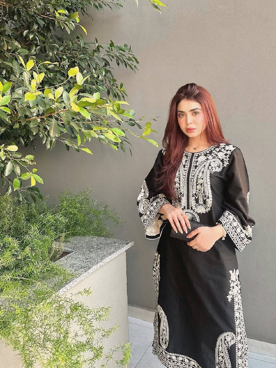 Ladyvastara Modern Ethnic Wear Organza Suit Set for Women