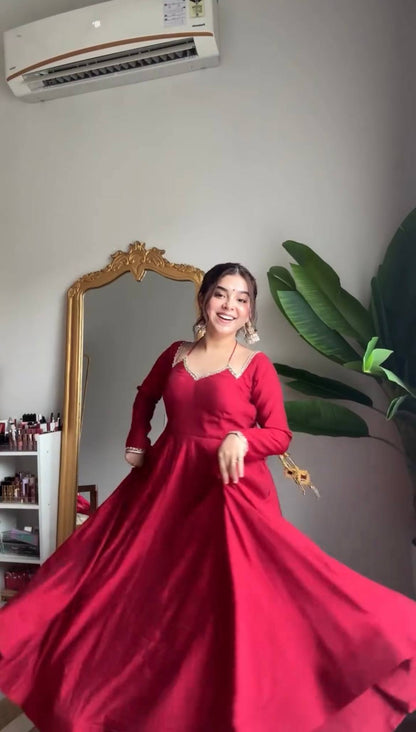 LadyVastara Festive Special Heavy Flare Anarkali Set with Stylish Lace Work