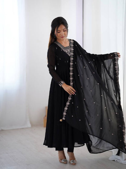 LadyVastara Heavy Embroidered Anarkali Suit with 6.5m Grand Flair & Zari Work