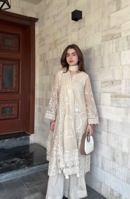 Lady Vastara Designer Georgette Suit Perfect for Every Occasion