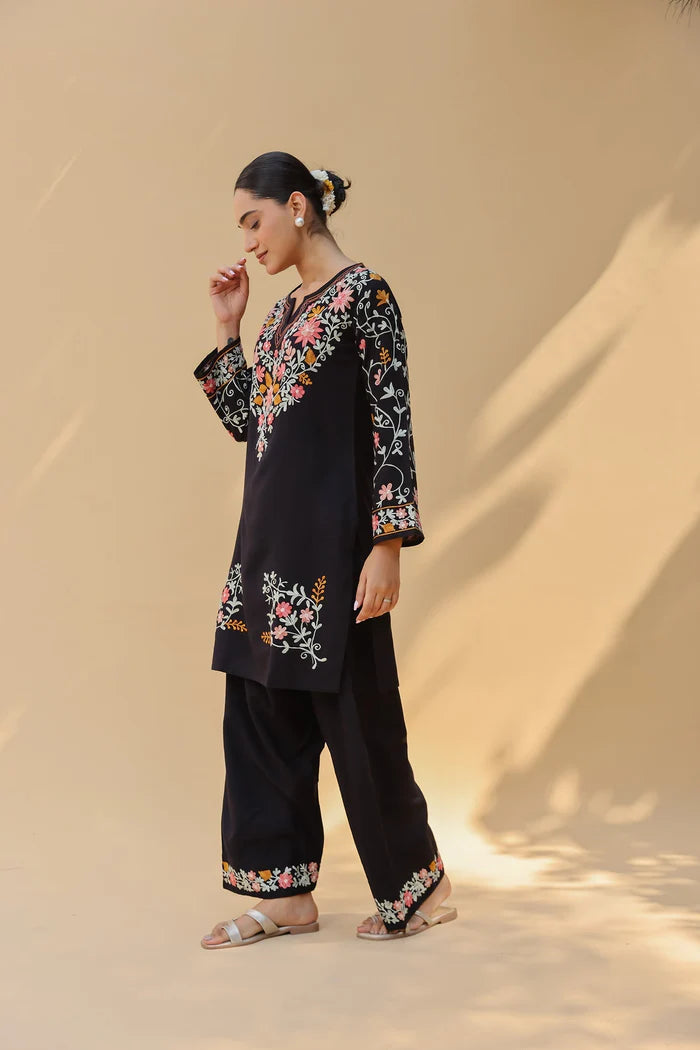 Ladyvastara Elegant Black Roman Silk Kashmiri Aari Kurta Set