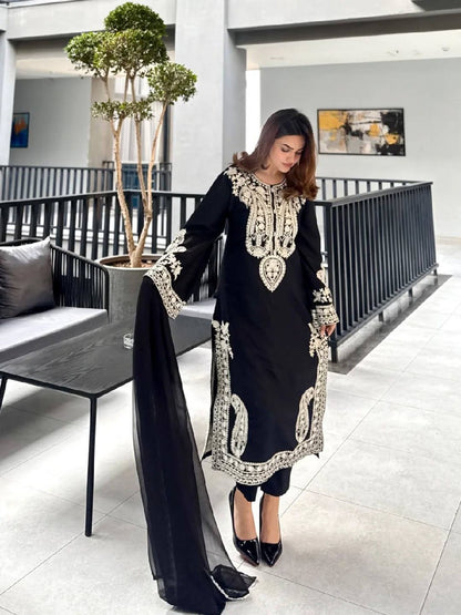 Ladyvastara Modern Ethnic Wear Organza Suit Set for Women