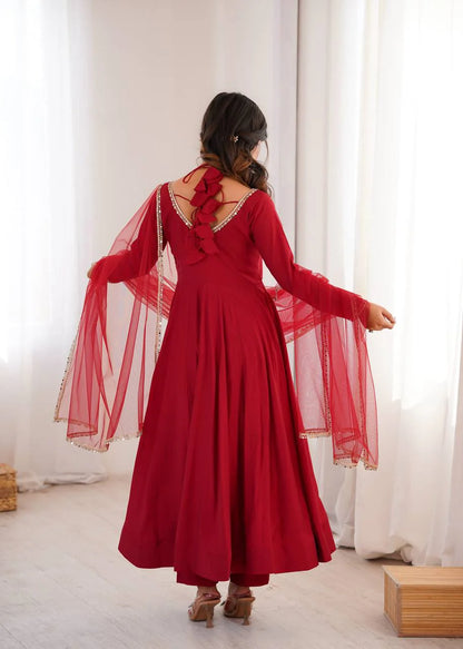 LadyVastara Designer Lace Work Anarkali Gown with Net Dupatta